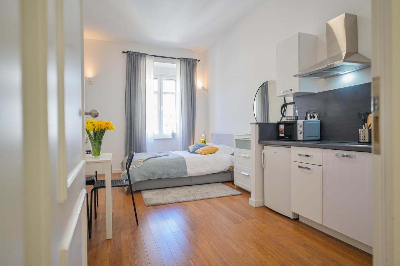 Berry Berry Studio Apartment Zagreb Exterior photo